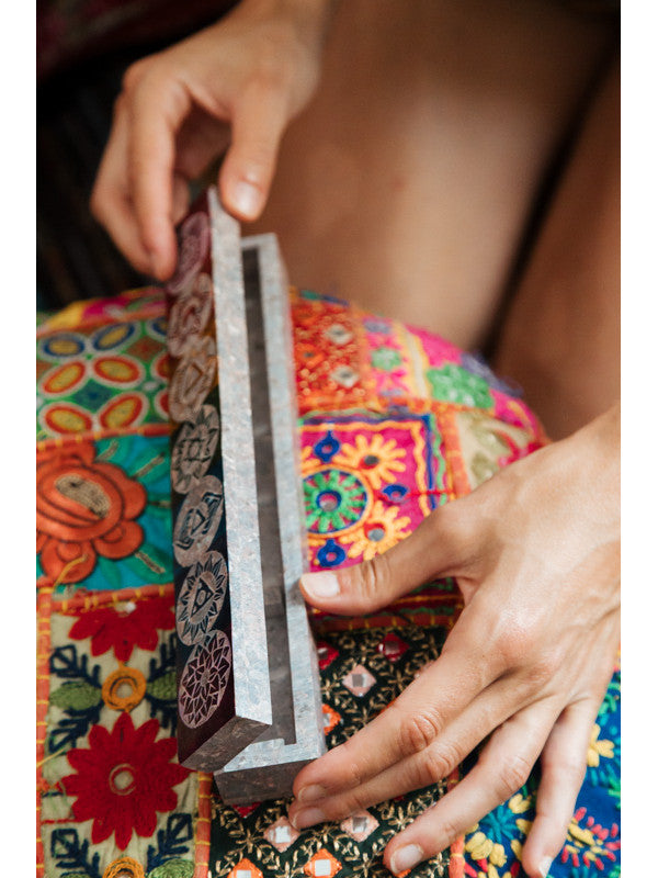 Incensario en Piedra Natural Esteatita de la Suerte y Box 7 chakras.Envío gratis.