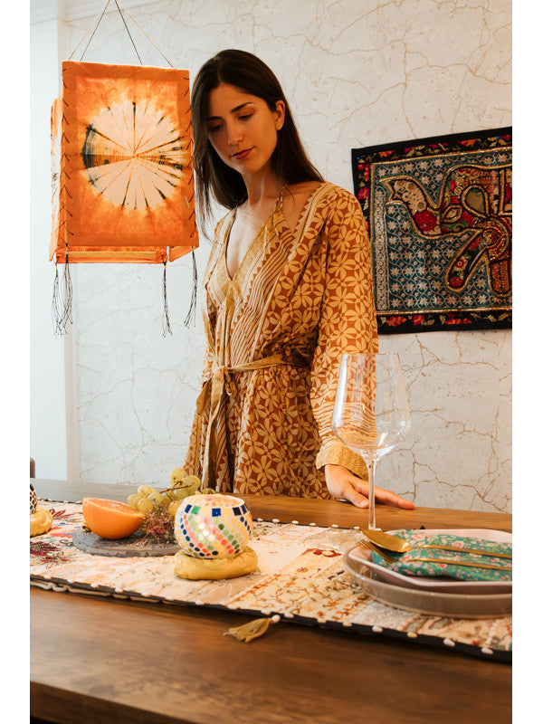 PIEZA DECORATIVA CON ALMA Y SIMBOLISMO.  Lámpara papel de arroz mandala naranja y beig.Artesanía India.Envío Gratis sin pedido mínmo.