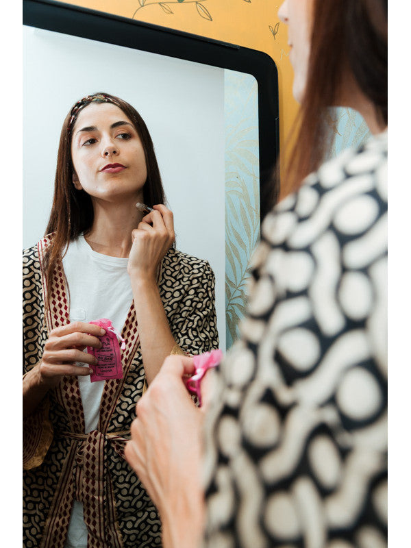 Perfume natural de la India con aplilcador Roll-on,envío gratis y precio sin competencia.