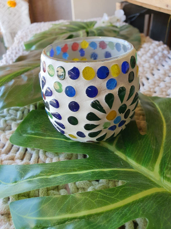 PORTAVELAS MOSAICO REFLEJANDO LUZ DE LA VELA,ARTESANÍA INDIA.JOYA DE VIDRIO CON ENVÍO GRATIS SIN PEDIDO MÍNIMO.