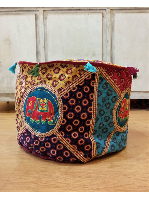 Puff con alma y mucho color en Patchwork Iro redondo 40cm aproximadamente.Envío Gratis sin pedido mínimo.