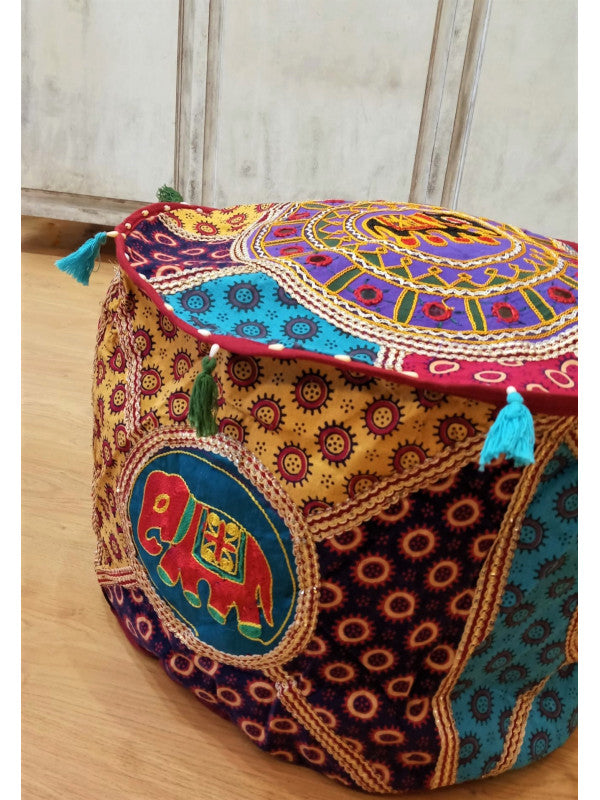 Puff con alma y mucho color en Patchwork Iro redondo 40cm aproximadamente.Envío Gratis sin pedido mínimo.