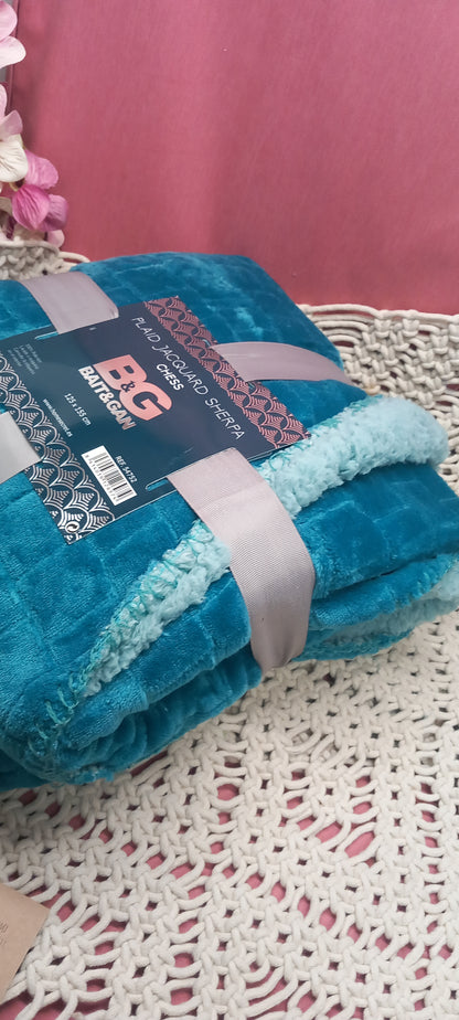 MANTA PLAID SHERPA BORREGUITO EFECTO ACOLCHADA TERCIOPELO Y SHERPA.ENVÍO GRATIS SIN PEDIDO MÍNIMO.