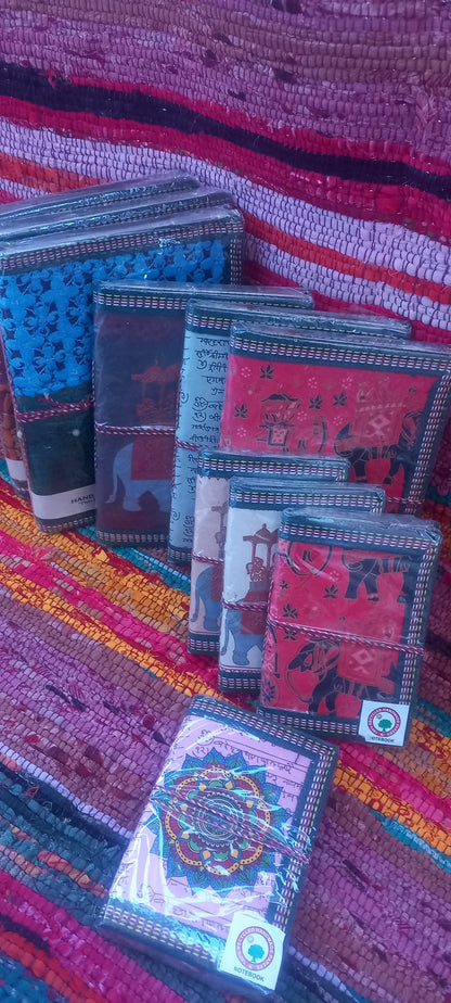 CUADERNO INDIA MAGIC PRINT XS. ES UNA OBRA DE ARTE QUE CELEBRA LA BELLEZA DE LO HECHO A MANO.ENVÍO GRATIS SIN PEDIDO MÍNIMO.